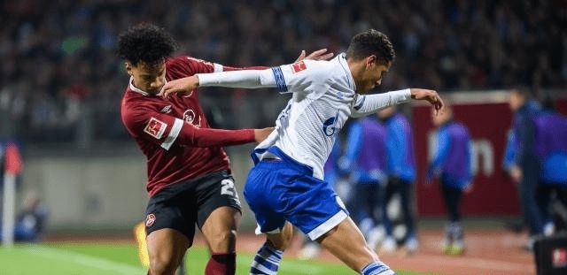 他可胜任左 他可胜任左